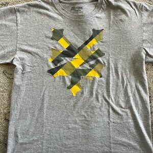 Zoo York Gray and Yellow Short Sleeve Tee with Bold Graphic